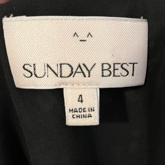 Aritzia Black and White Floral Dress - Picture 4 of 4